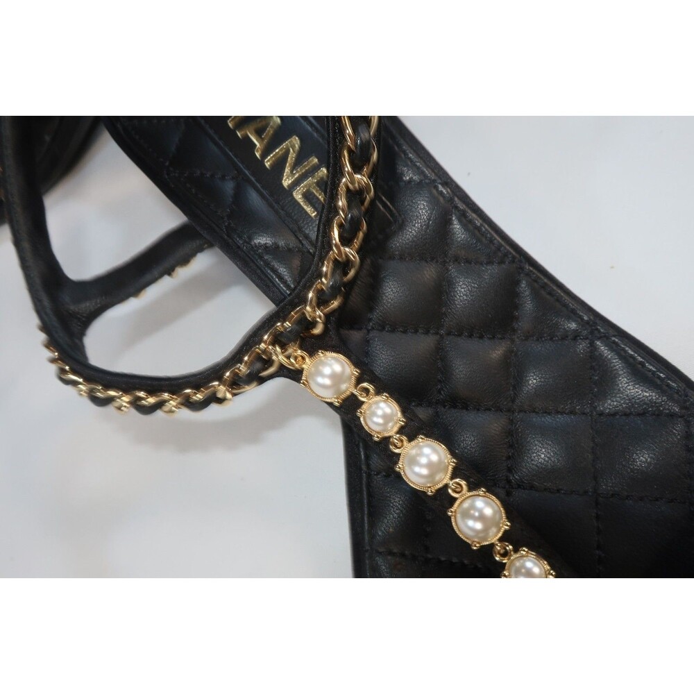 Chanel Black Lambskin Quilted Chain Sandals Pearl Heels T Strap 2022 Size 36 6 - Picture 13 of 13